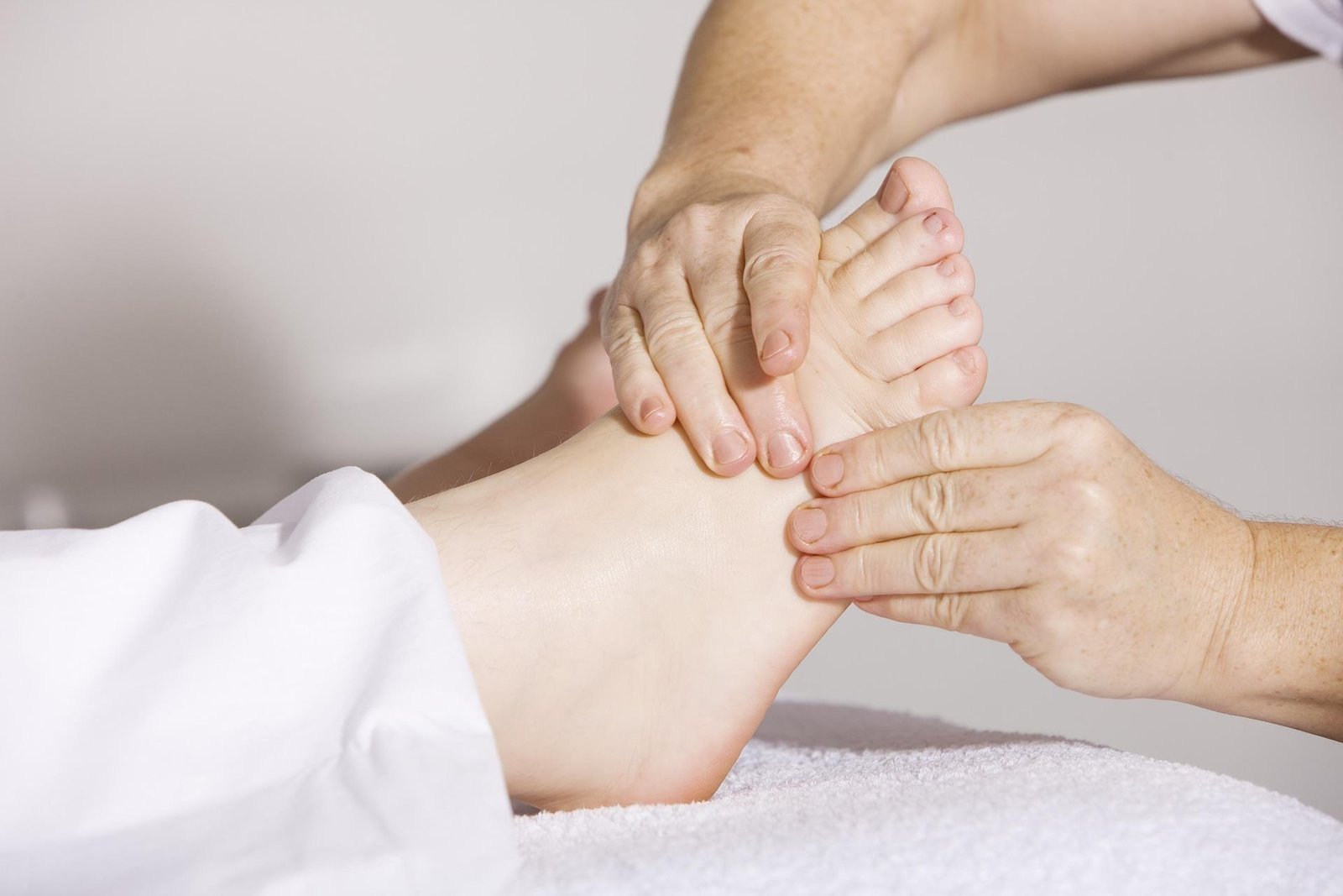 Reflexology Massage Cancun MX